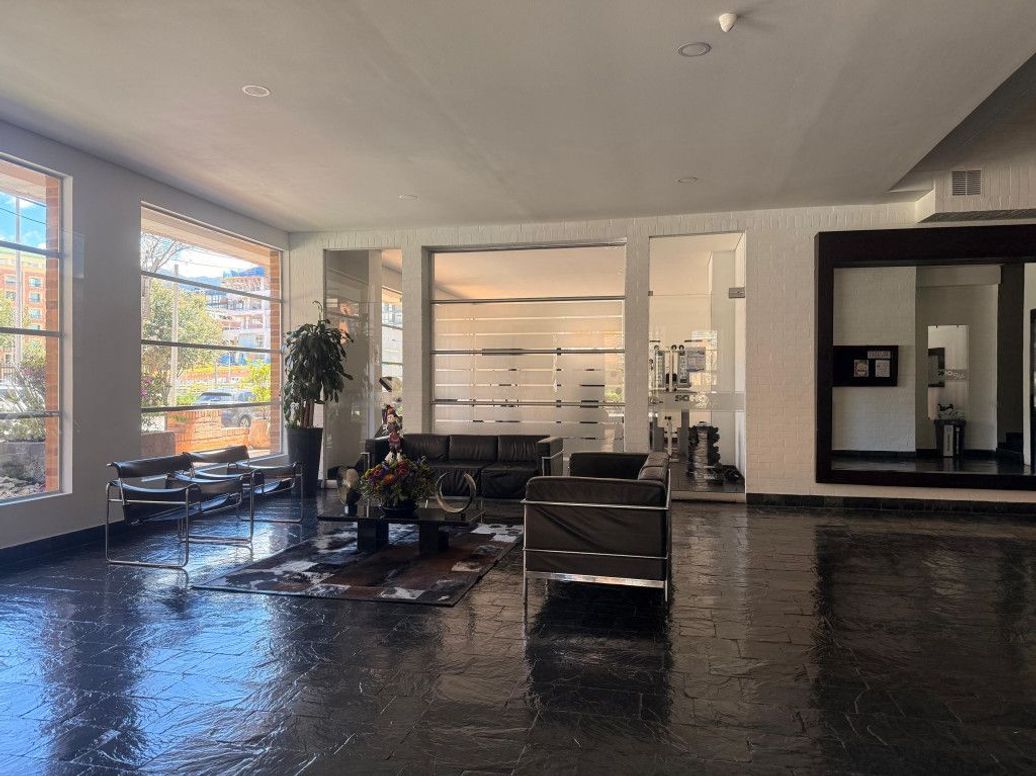 Apartamento de 2 alcobas en venta en Chico Norte Et. Iii, Bogotá, 145 m² · foto 18 de 19