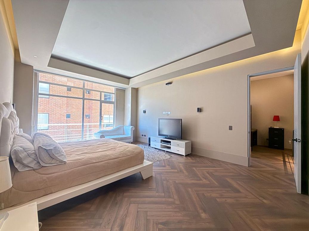 Apartamento de 2 alcobas en venta en Chico Norte Et. Iii, Bogotá, 145 m² · foto 13 de 19