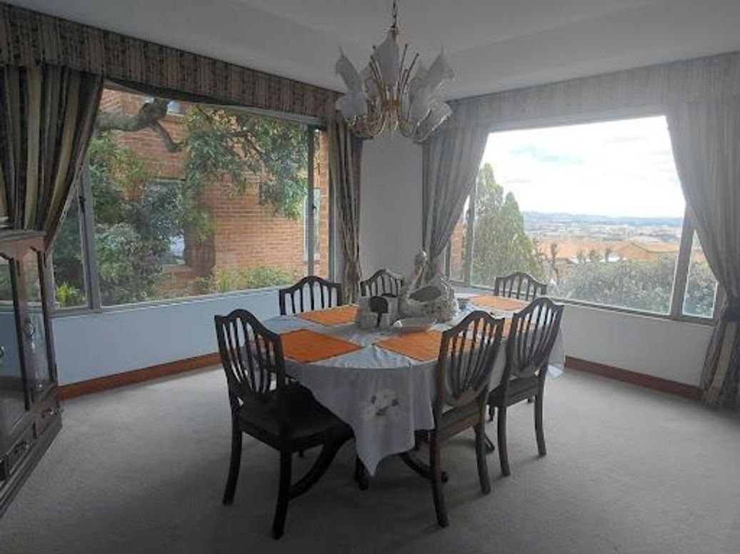 Casa de 3 alcobas en venta en San Jorge, Bogotá, 369 m² · foto 7 de 20