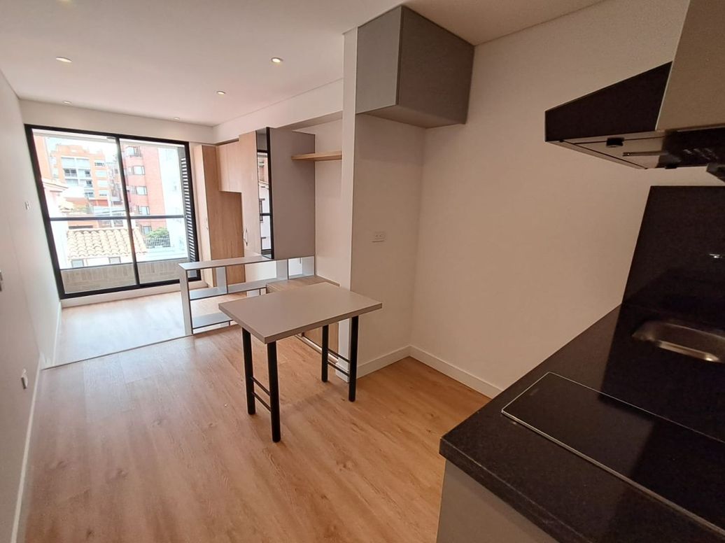 Apartaestudio en arriendo en Molinos Norte, Bogotá, 26 m² · foto 3 de 17
