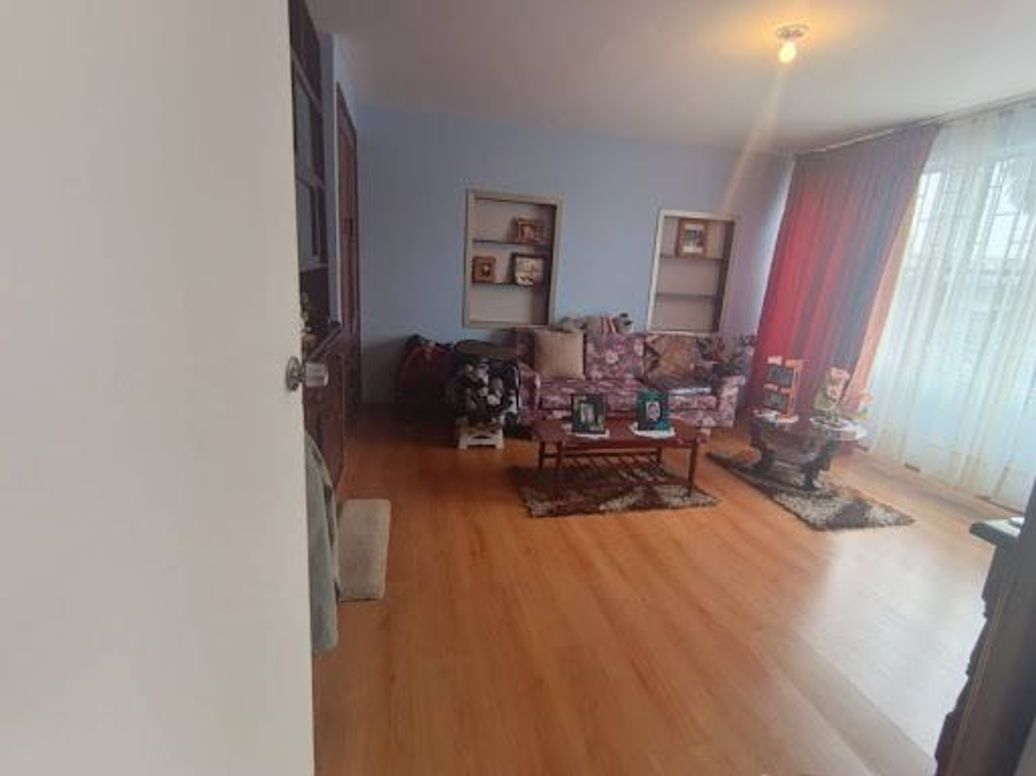 Casa de 7 alcobas en venta en San Luis, Bogotá, 234 m² · foto 11 de 20