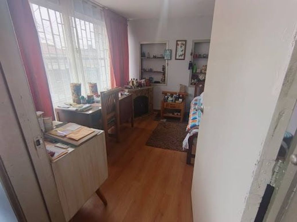 Casa de 7 alcobas en venta en San Luis, Bogotá, 234 m² · foto 13 de 20