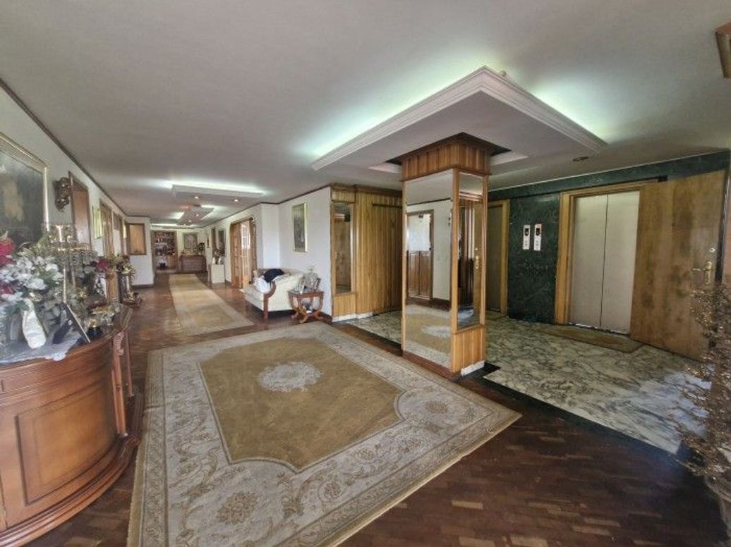 Apartamento de 4 alcobas en venta en La Carolina, Bogotá, 381 m² · foto 11 de 20
