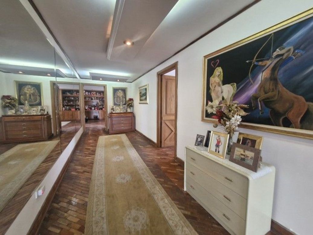 Apartamento de 4 alcobas en venta en La Carolina, Bogotá, 381 m² · foto 16 de 20