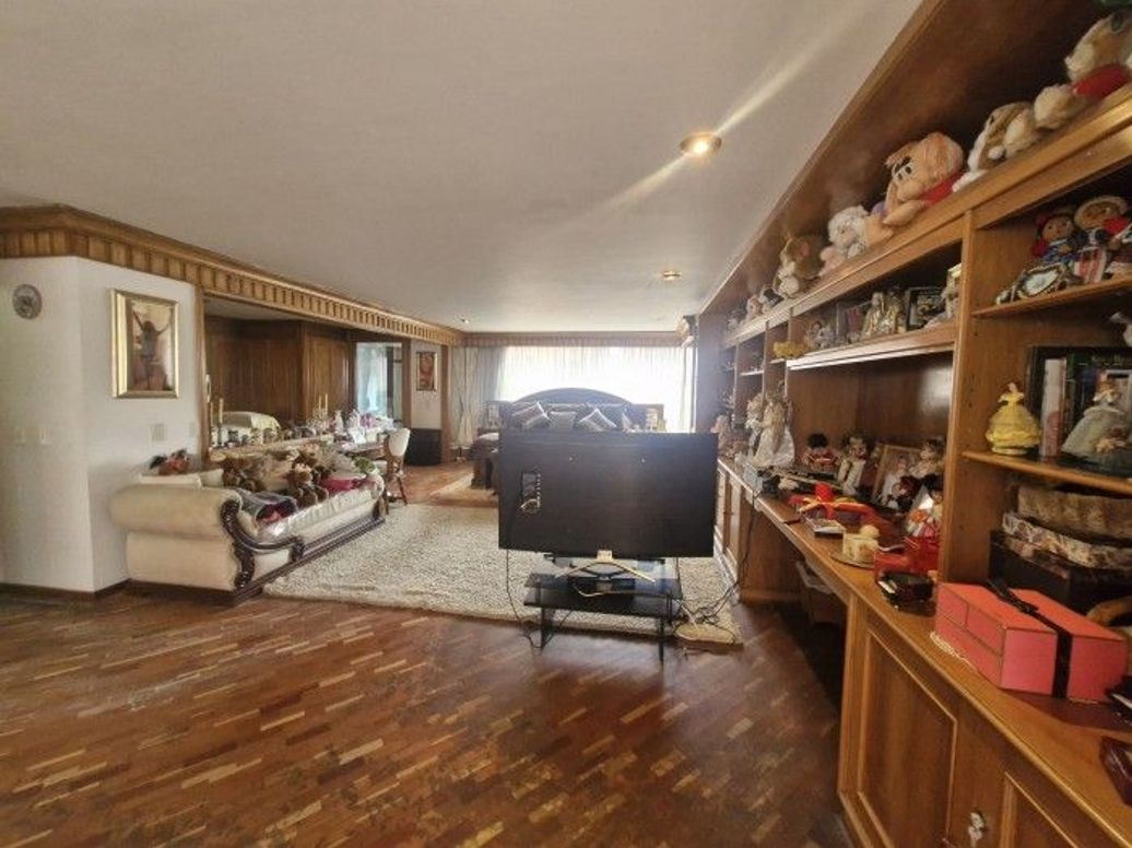 Apartamento de 4 alcobas en venta en La Carolina, Bogotá, 381 m² · foto 18 de 20