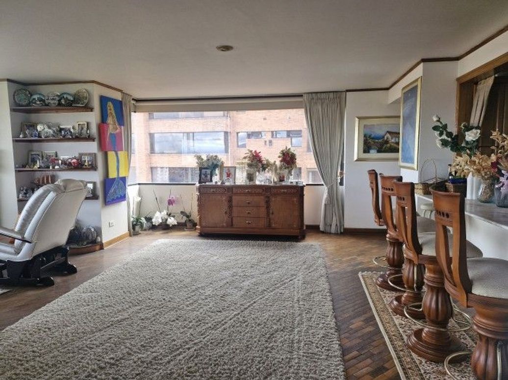 Apartamento de 4 alcobas en venta en La Carolina, Bogotá, 381 m² · foto 7 de 20