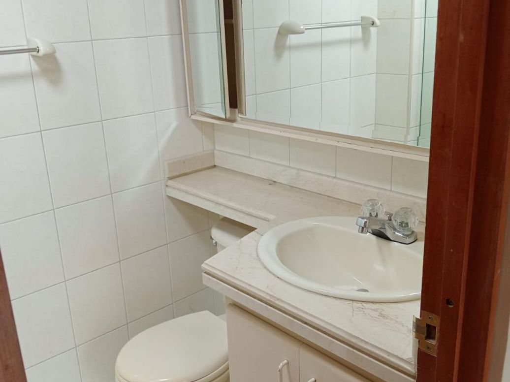 Apartamento de 3 alcobas en arriendo en La Liberia, Bogotá, 88 m² · foto 10 de 16