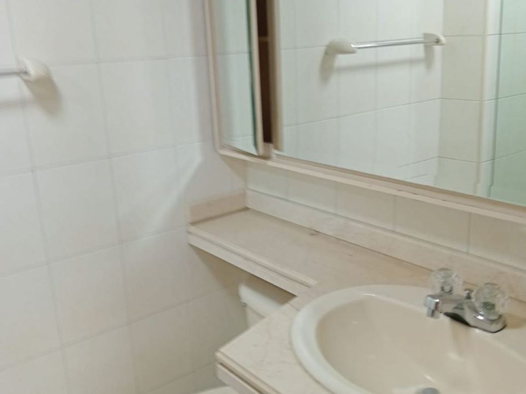 Apartamento de 3 alcobas en arriendo en La Liberia, Bogotá, 88 m² · foto 3 de 16