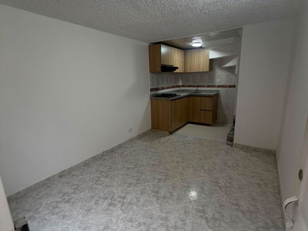 Casa de 2 alcobas en venta en Cr Tierrabuena Del Porvenir Et. I, Bogotá, 40 m² · foto 2 de 13