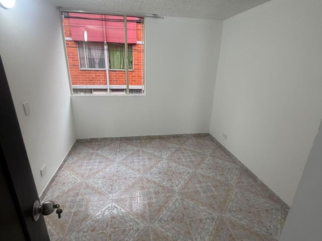 Casa de 2 alcobas en venta en Cr Tierrabuena Del Porvenir Et. I, Bogotá, 40 m² · foto 7 de 13
