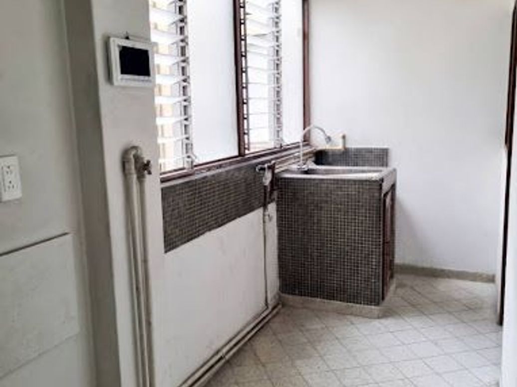 Apartamento de 3 alcobas en venta en La Castellana, Bogotá, 94 m² · foto 3 de 8