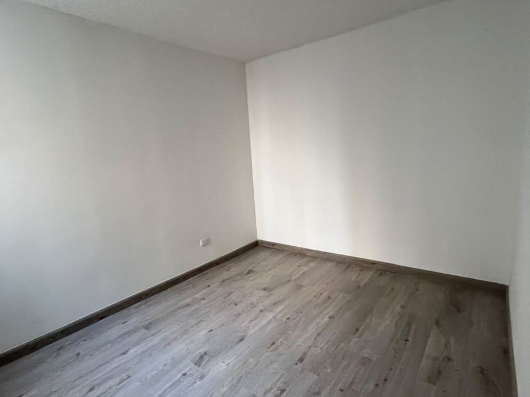 Apartamento de 2 alcobas en venta en Valladolid, Bogotá, 40 m² · foto 8 de 9