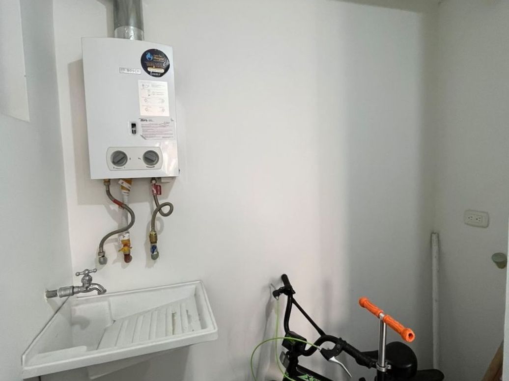 Apartamento de 2 alcobas en venta en Valladolid, Bogotá, 40 m² · foto 5 de 9