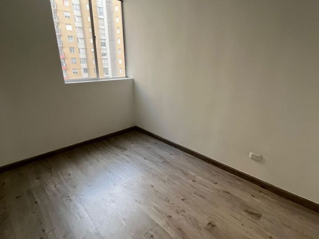 Apartamento de 2 alcobas en venta en Valladolid, Bogotá, 40 m² · foto 6 de 9