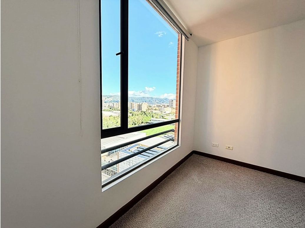 Apartamento de 3 alcobas en venta en San José De Bavaria, Bogotá, 123 m² · foto 5 de 20