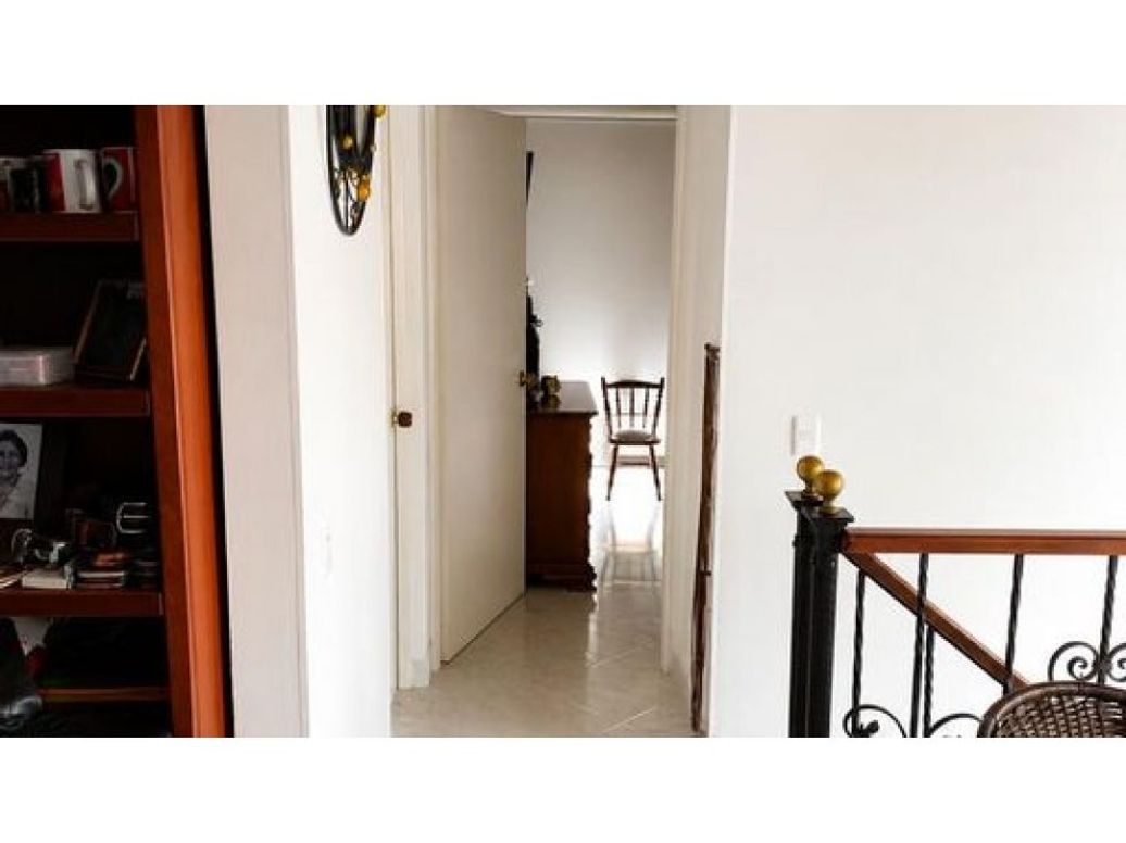 Apartamento de 4 alcobas en venta en Cedritos, Bogotá, 140 m² · foto 10 de 20