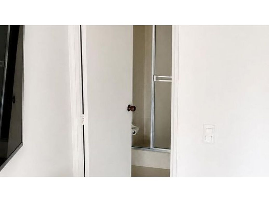 Apartamento de 4 alcobas en venta en Cedritos, Bogotá, 140 m² · foto 18 de 20