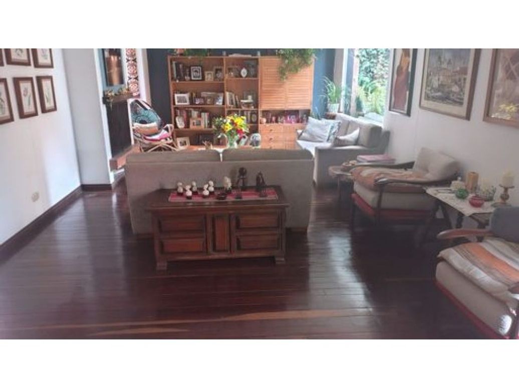 Casa de 3 alcobas en venta en Belmira, Bogotá, 178 m² · foto 2 de 17