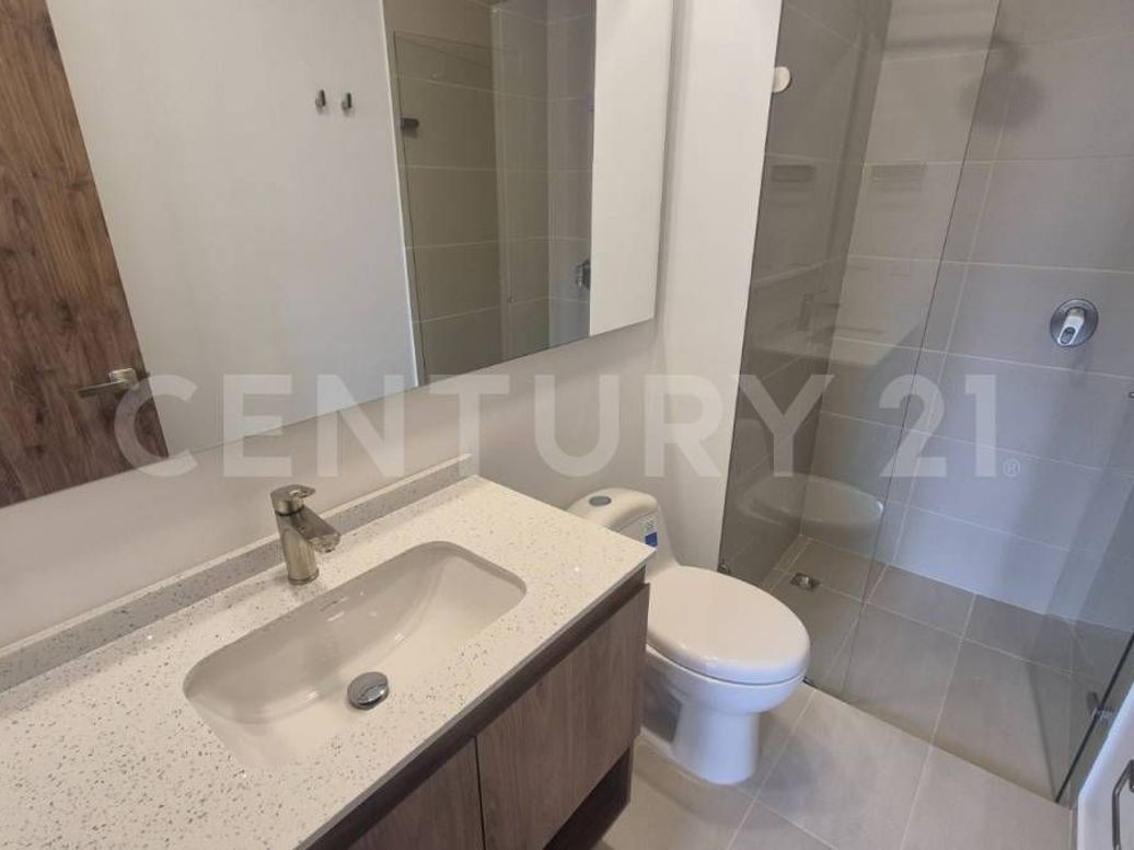 Apartamento de 3 alcobas en venta en Ciudad Salitre Nororiental, Bogotá, 115 m² · foto 11 de 20