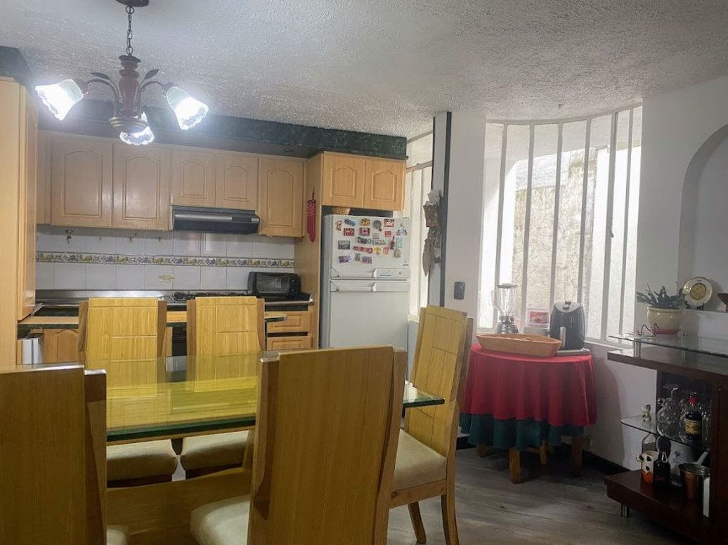 Casa de 4 alcobas en venta en Ub. Azafranes, Bogotá, 192 m² · foto 4 de 20