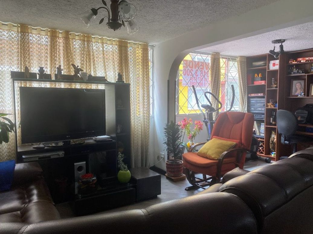 Casa de 4 alcobas en venta en Ub. Azafranes, Bogotá, 192 m² · foto 5 de 20