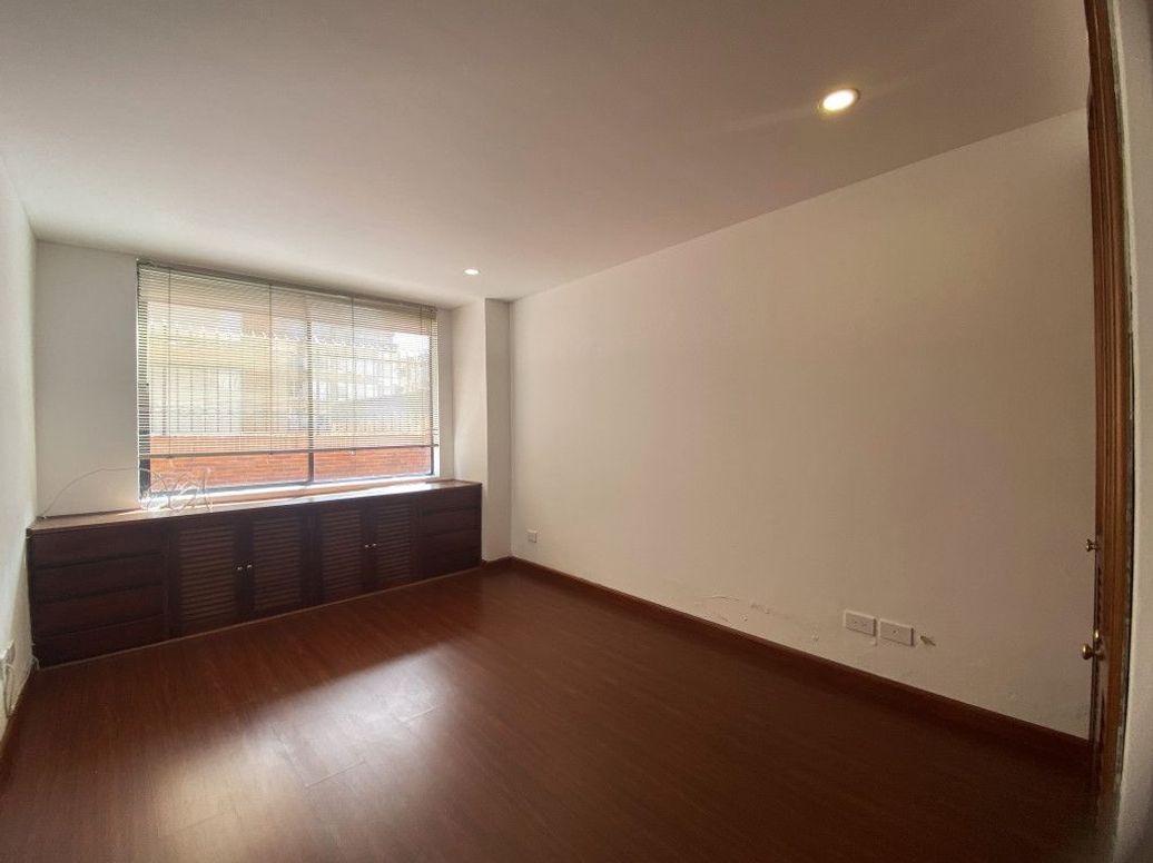 Apartamento de 1 alcoba en venta en San Patricio, Bogotá, 52 m² · foto 6 de 18