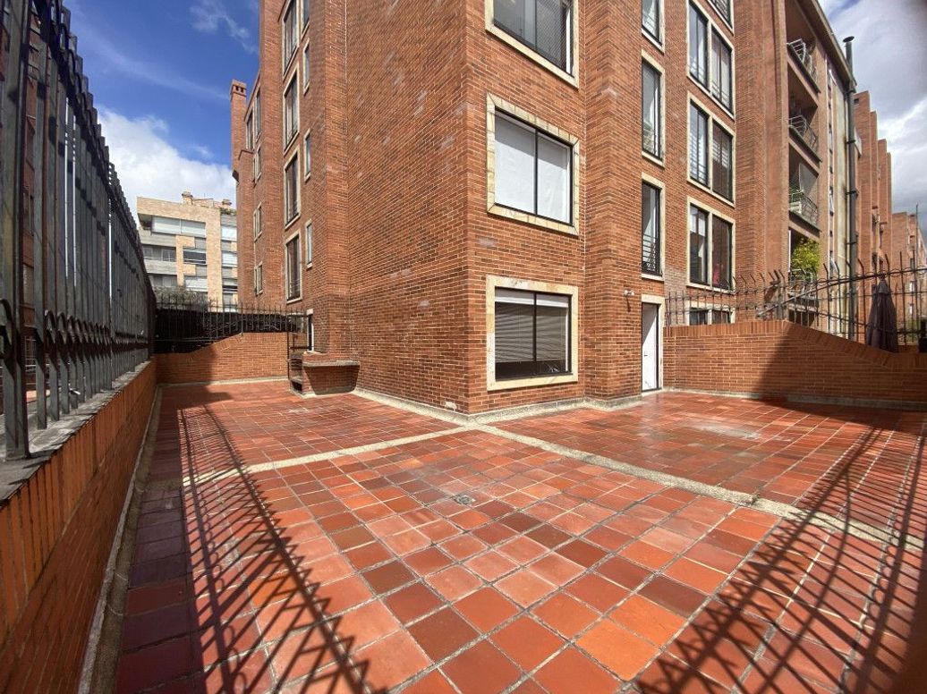 Apartamento de 1 alcoba en venta en San Patricio, Bogotá, 52 m² · foto 12 de 18