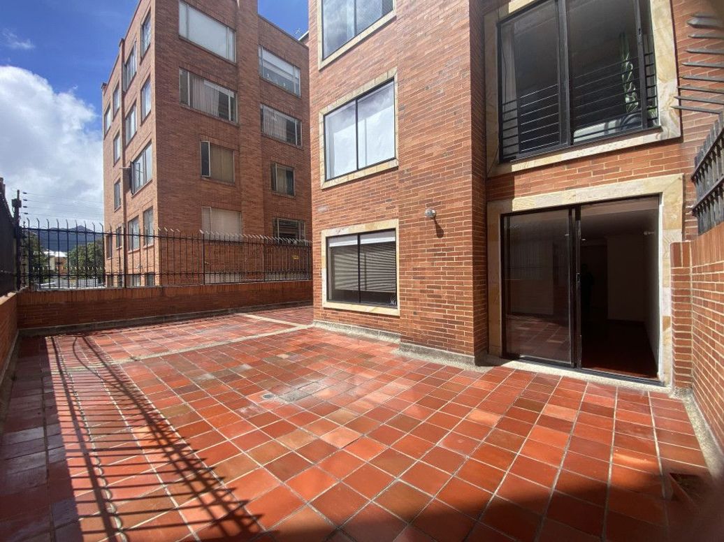 Apartamento de 1 alcoba en venta en San Patricio, Bogotá, 52 m² · foto 13 de 18