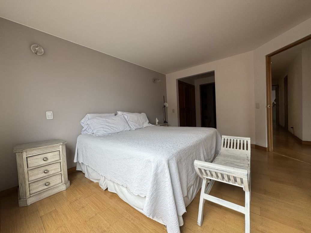 Apartamento de 3 alcobas en venta en Prados De La Calleja, Bogotá, 110 m² · foto 6 de 16