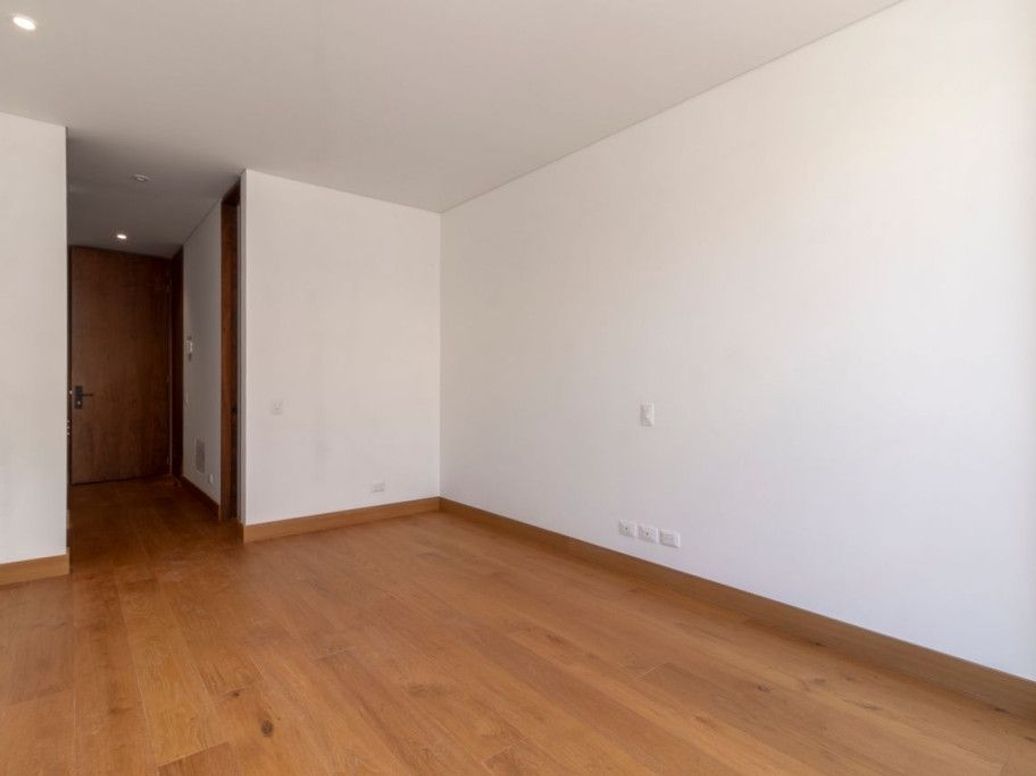 Apartamento de 1 alcoba en venta en Chico Norte Et. Ii, Bogotá, 34 m² · foto 4 de 15