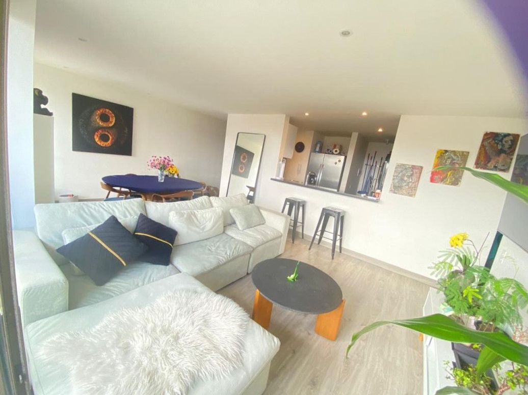 Apartamento de 3 alcobas en venta en El Plan, Bogotá, 103 m² · foto 2 de 18