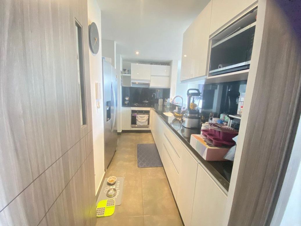 Apartamento de 3 alcobas en venta en El Plan, Bogotá, 103 m² · foto 7 de 18