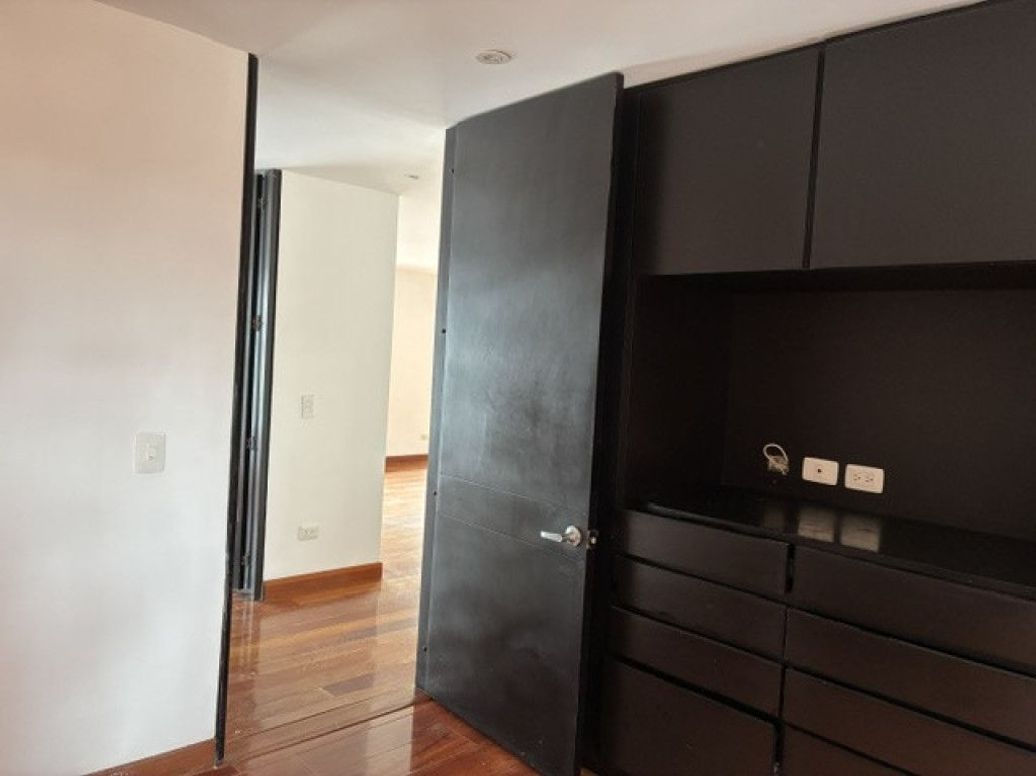 Apartamento de 2 alcobas en venta en La Cabrera, Bogotá, 87 m² · foto 18 de 20