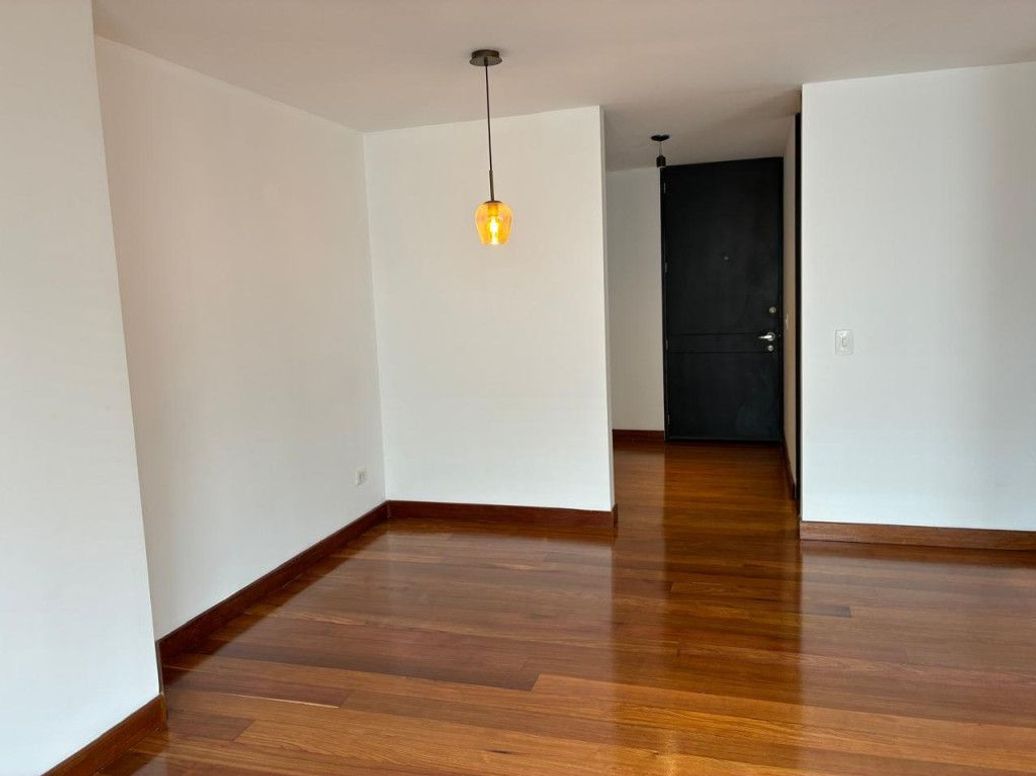 Apartamento de 2 alcobas en venta en La Cabrera, Bogotá, 87 m² · foto 10 de 20