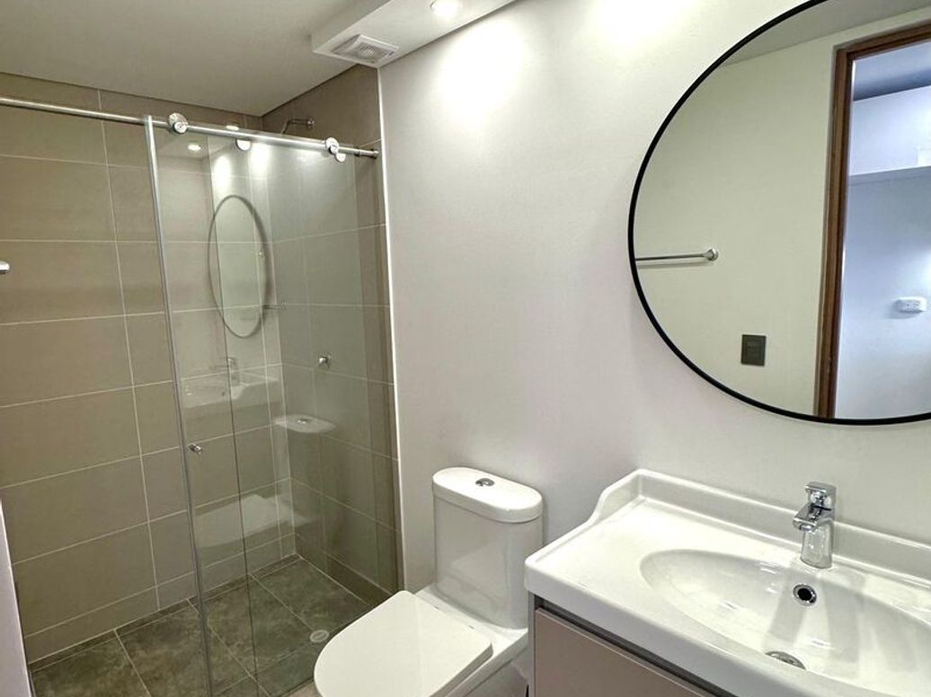 Apartaestudio en arriendo en Los Cedritos, Bogotá, 28 m² · foto 6 de 7