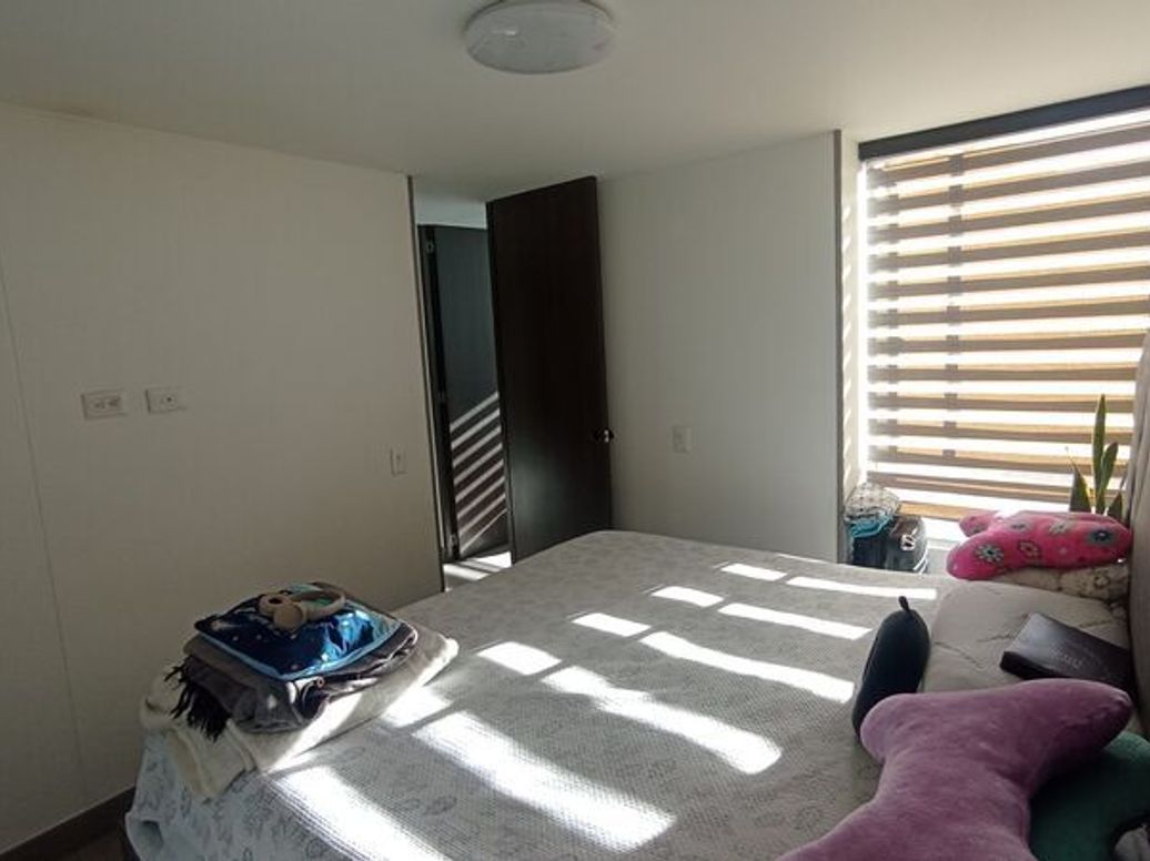 Apartamento de 3 alcobas en venta en Primavera Occidental, Bogotá, 74 m² · foto 13 de 14