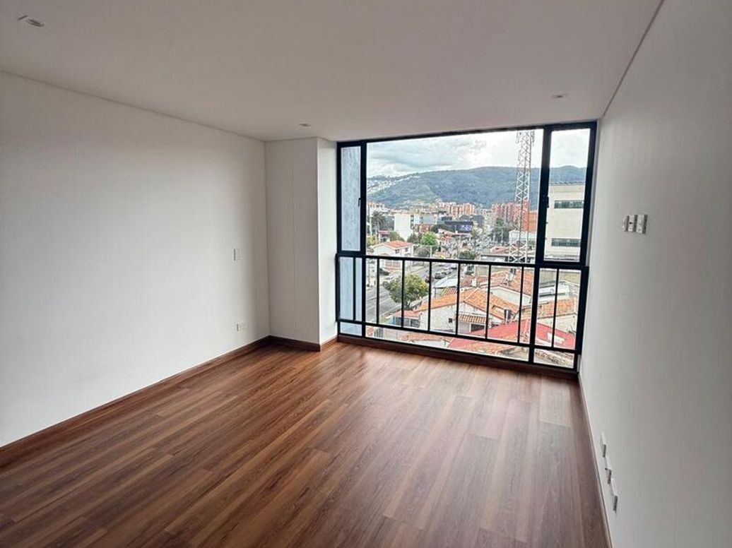 Apartamento de 3 alcobas en venta en Los Cedritos, Bogotá, 140 m² · foto 17 de 20