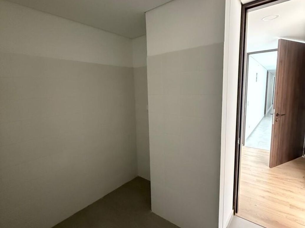 Apartamento de 3 alcobas en venta en Los Cedritos, Bogotá, 140 m² · foto 5 de 20