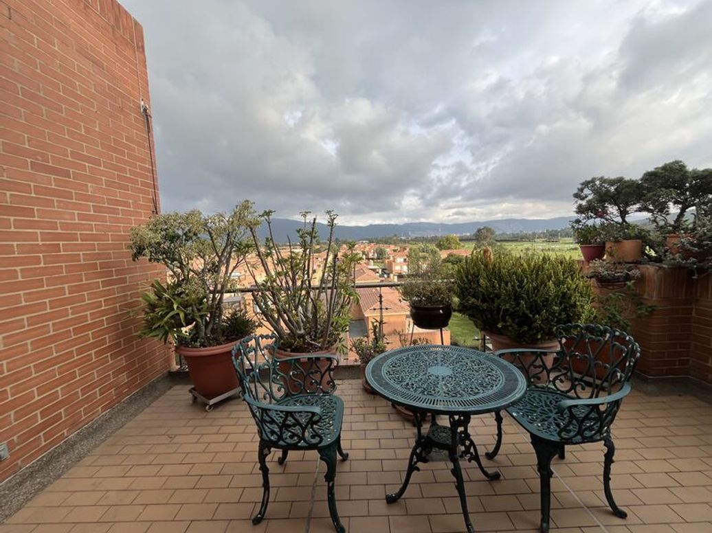 Apartamento de 3 alcobas en arriendo en Conejera, Bogotá, 230 m² · foto 19 de 20