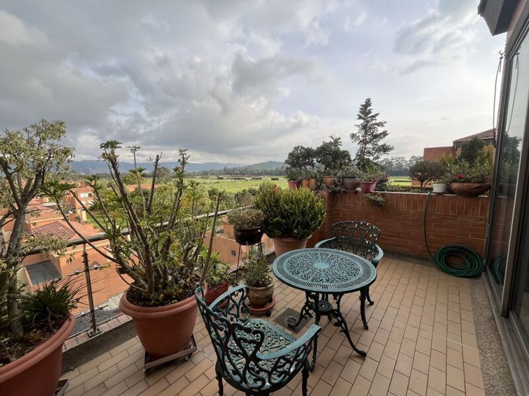 Apartamento de 3 alcobas en arriendo en Conejera, Bogotá, 230 m² · foto 18 de 20