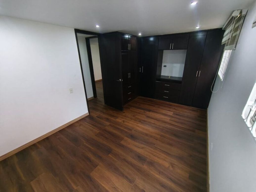 Apartamento de 2 alcobas en venta en Salitre Et. Ii, Bogotá, 59 m² · foto 7 de 12
