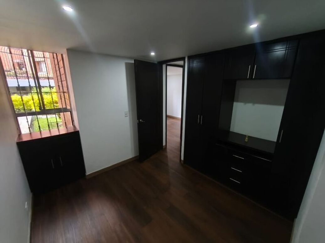 Apartamento de 2 alcobas en venta en Salitre Et. Ii, Bogotá, 59 m² · foto 6 de 12