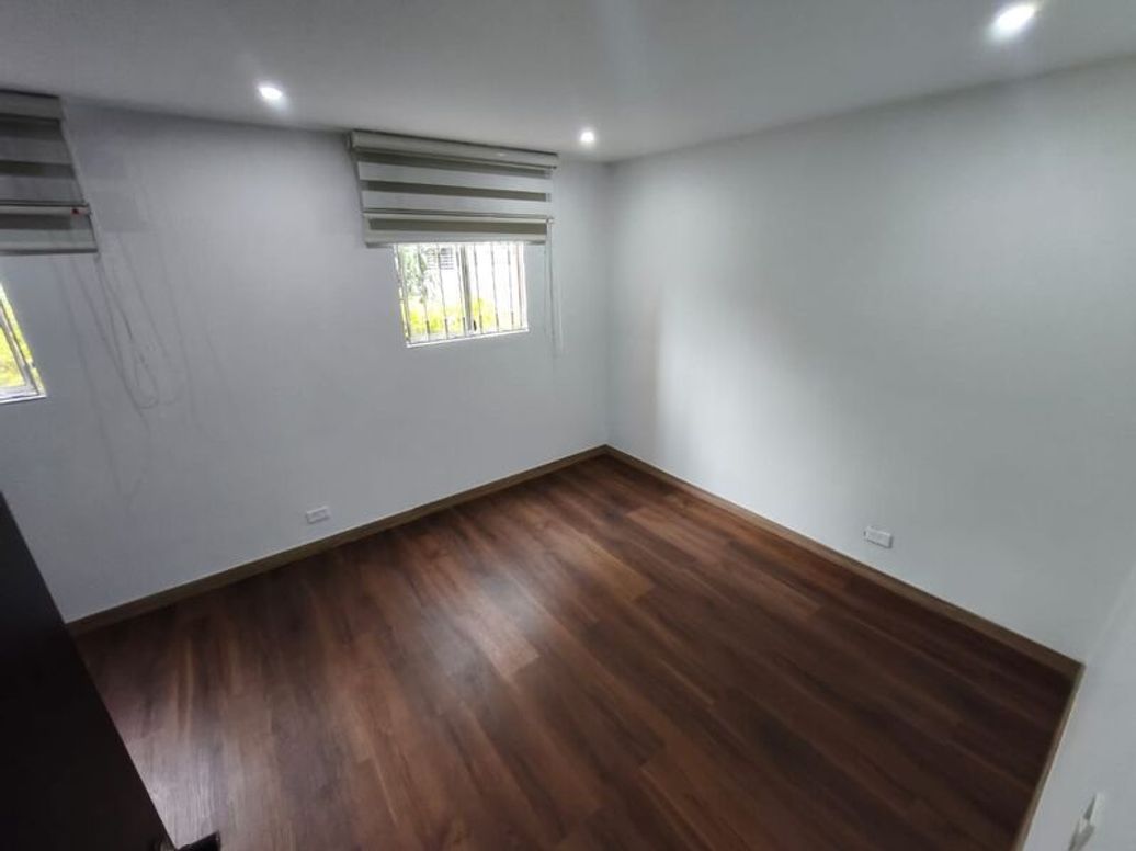 Apartamento de 2 alcobas en venta en Salitre Et. Ii, Bogotá, 59 m² · foto 3 de 12