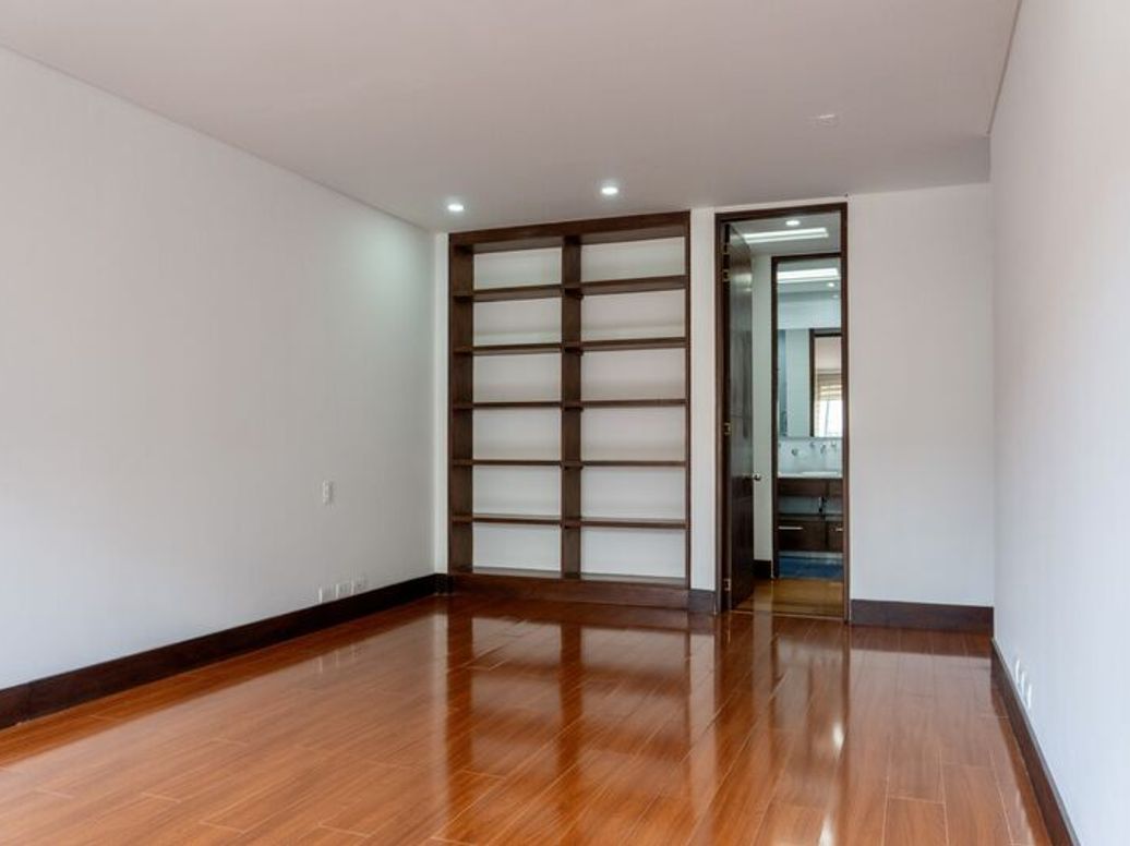 Apartamento de 2 alcobas en venta en Molinos Norte, Bogotá, 285 m² · foto 15 de 20