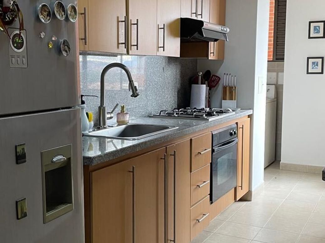 Apartamento de 3 alcobas en venta en Cerros De Los Alpes, Bogotá, 134 m² · foto 8 de 20