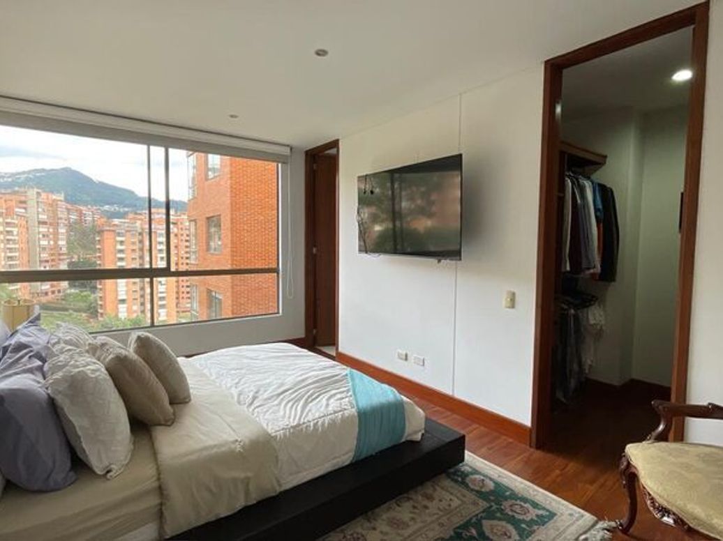 Apartamento de 3 alcobas en venta en Cerros De Los Alpes, Bogotá, 134 m² · foto 14 de 20