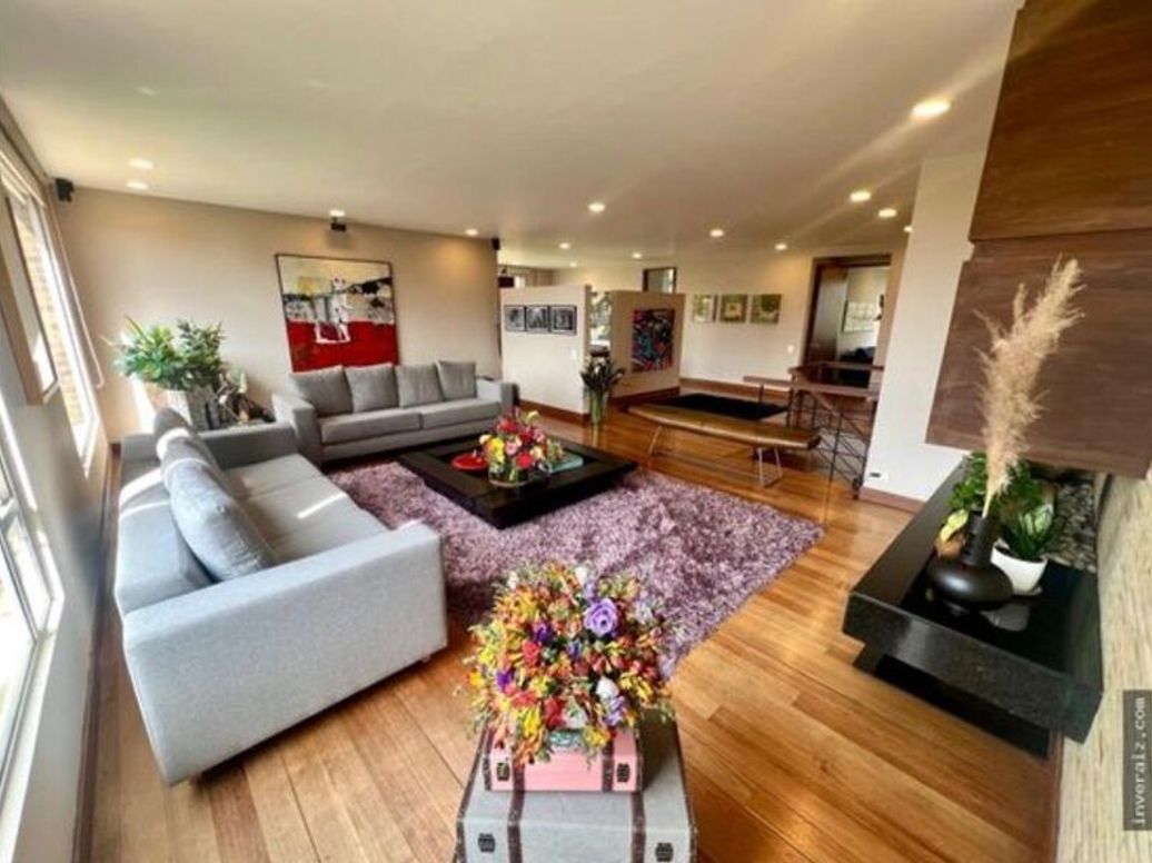 Apartamento de 3 alcobas en venta en Niza Suba, Bogotá, 291 m² · foto 3 de 19