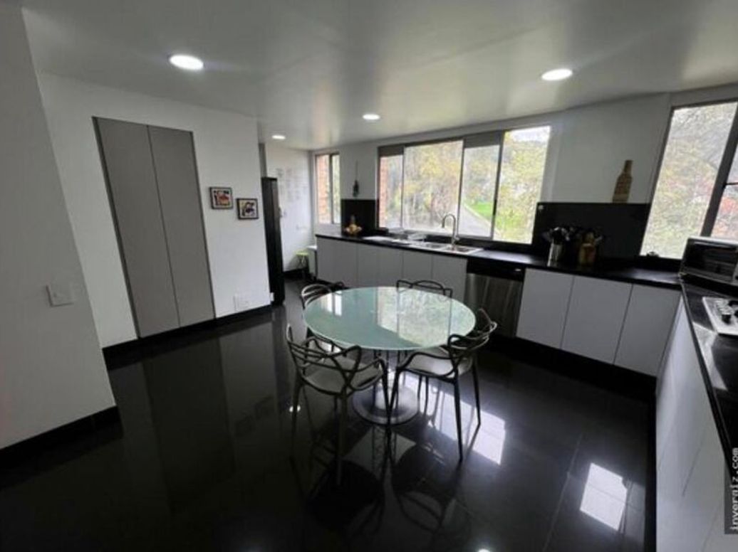 Apartamento de 3 alcobas en venta en Niza Suba, Bogotá, 291 m² · foto 18 de 19