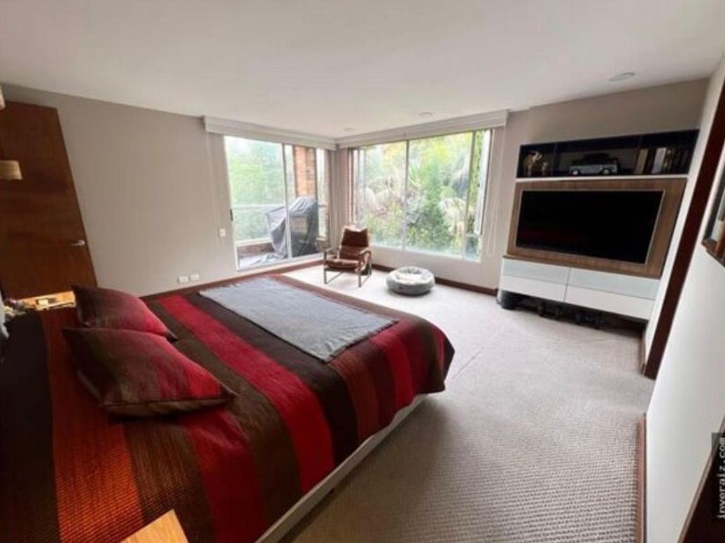 Apartamento de 3 alcobas en venta en Niza Suba, Bogotá, 291 m² · foto 10 de 19