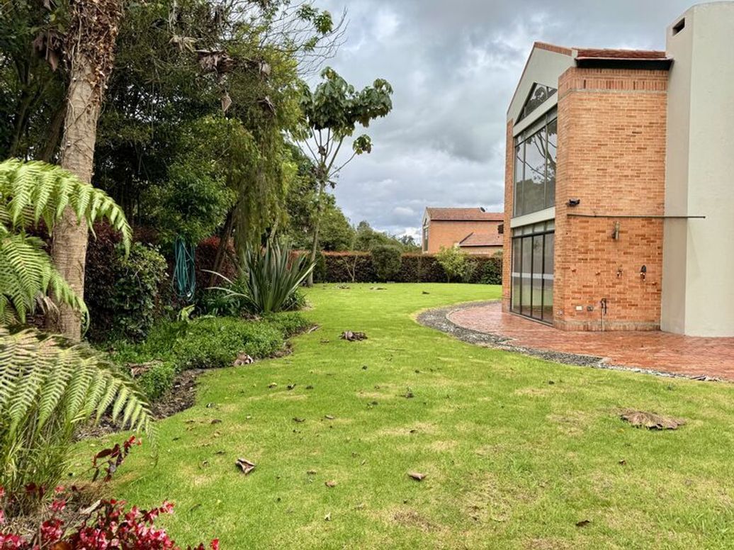 Casa de 3 alcobas en arriendo en Casa Blanca, Bogotá, 255 m² · foto 6 de 20